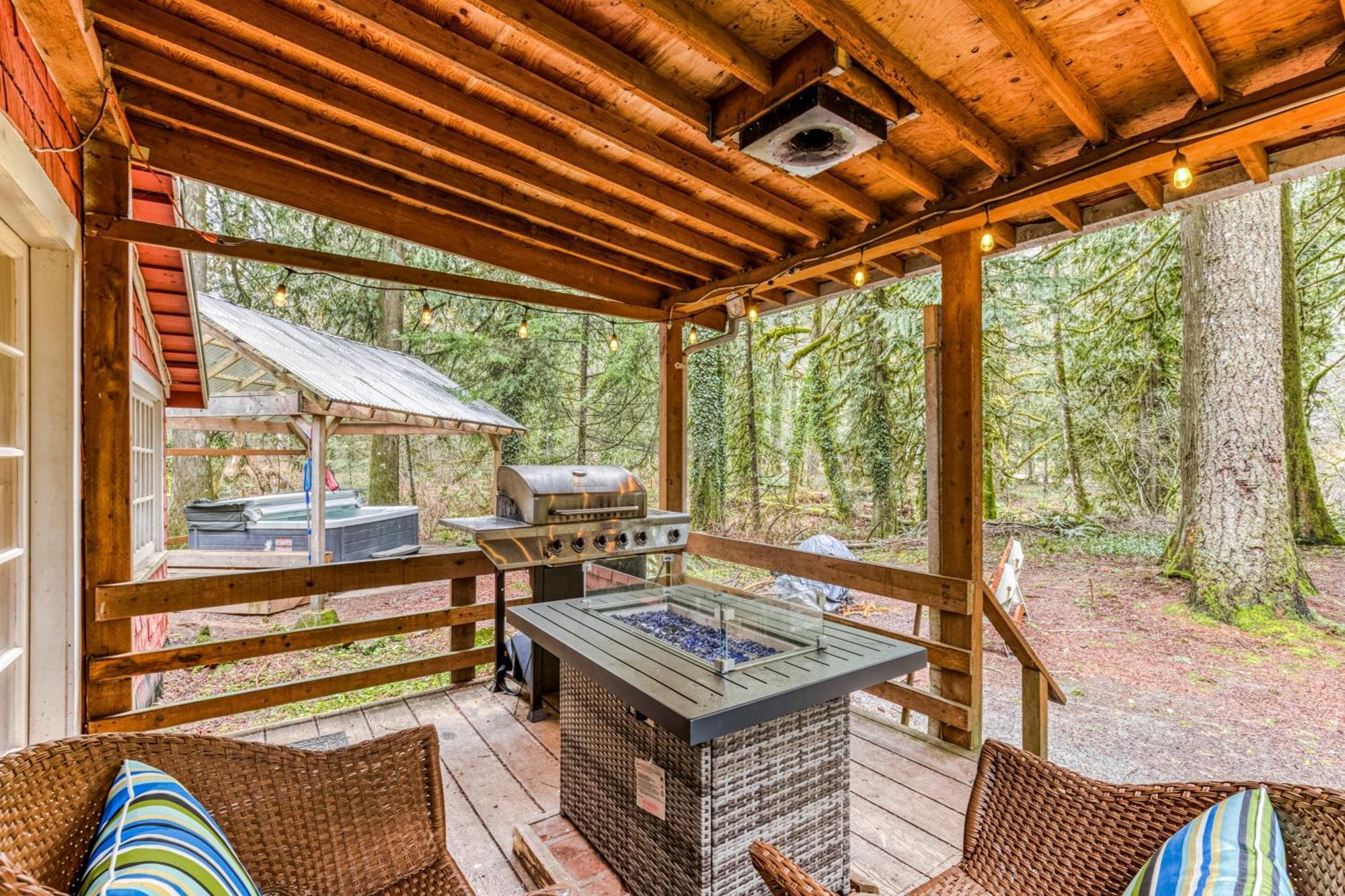 The Cedars Cabin Welches エクステリア 写真
